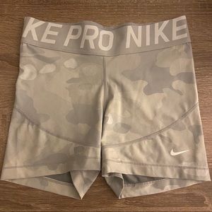 nike pros